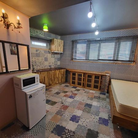 Deluna House Mokpo Extérieur photo