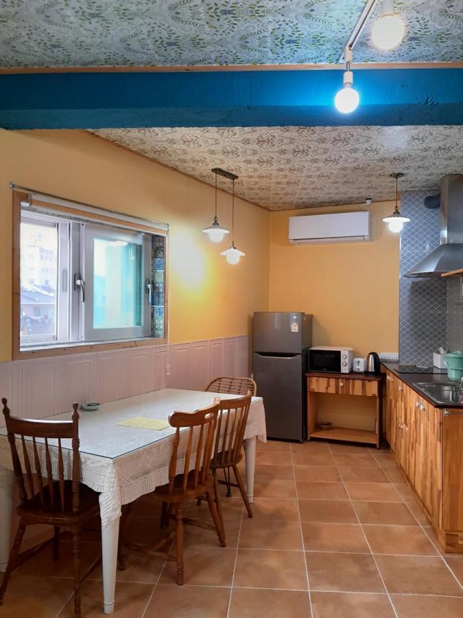 Deluna House Mokpo Extérieur photo